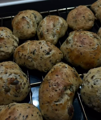 Bread rolls